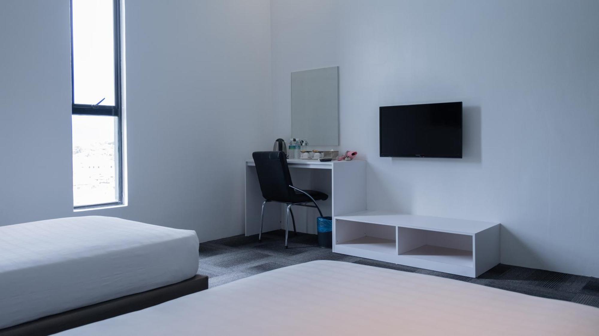 Beverly Hotel Тайпинг Экстерьер фото