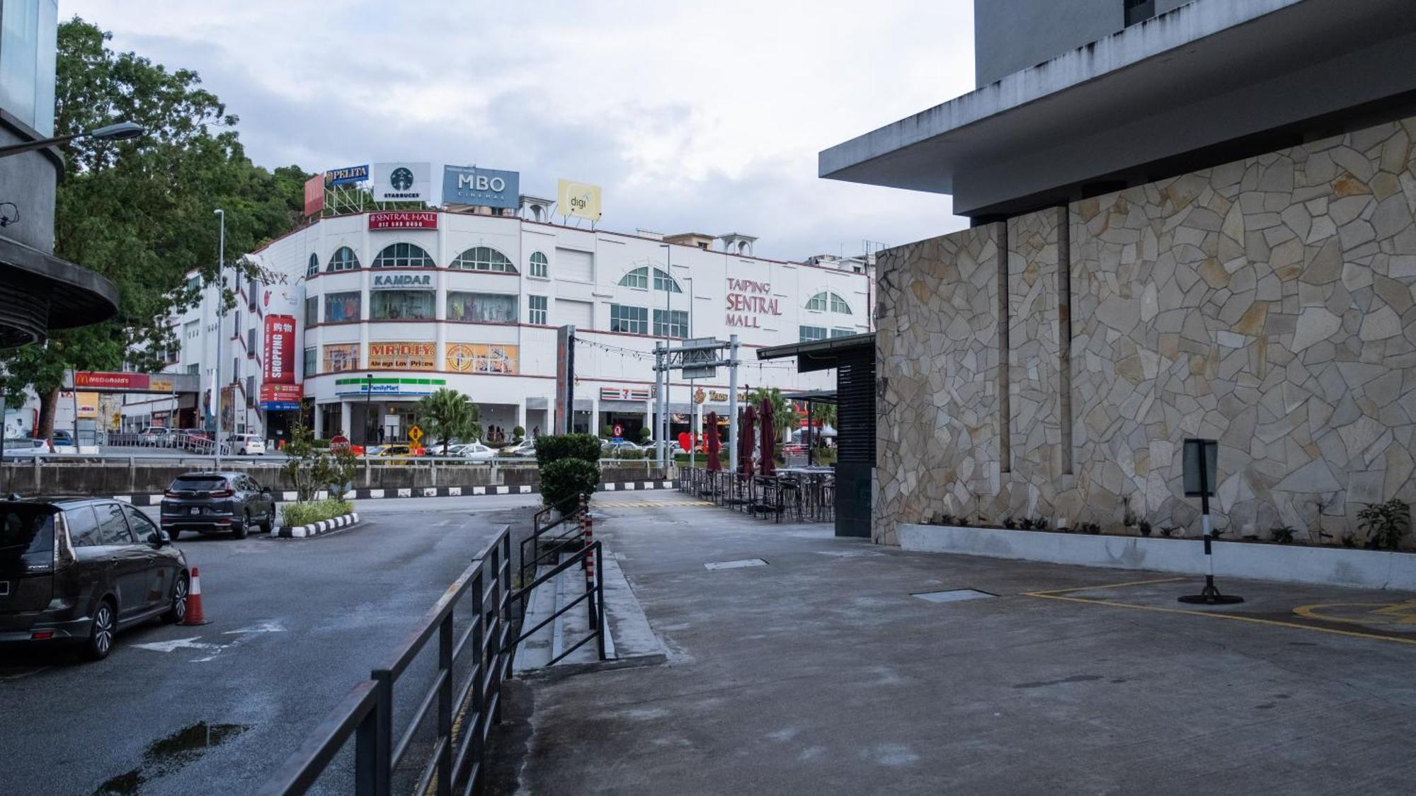 Beverly Hotel Тайпинг Экстерьер фото
