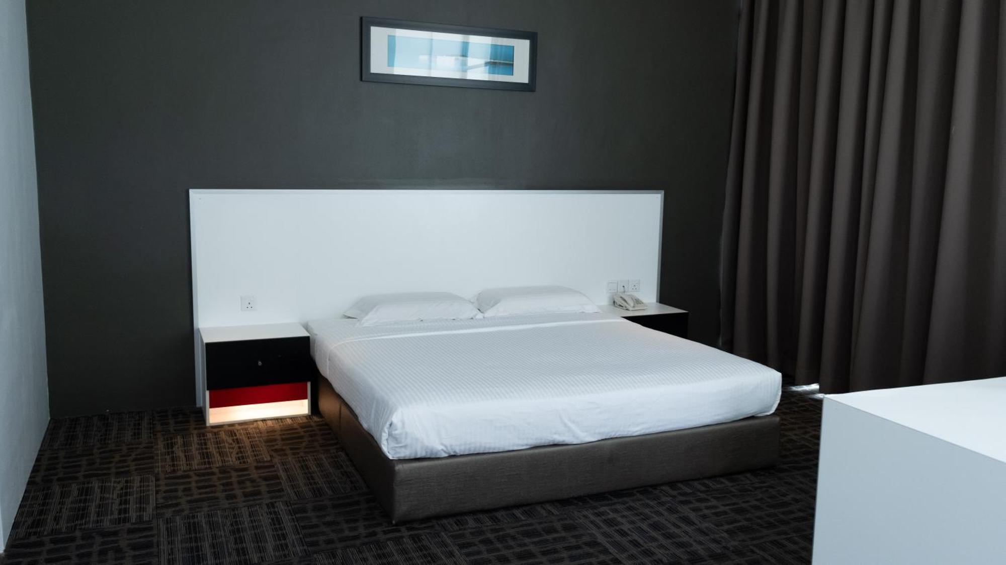Beverly Hotel Тайпинг Экстерьер фото